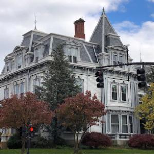 Pinnacle Roofing & Skylights