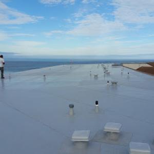 Roman Roofing & Construction