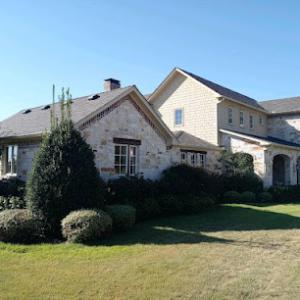 Halls Roofing & Construction