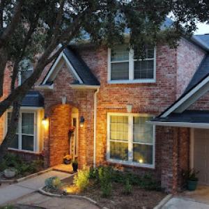L&B Roofing