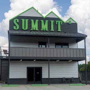 Summit Roofing & Restoration