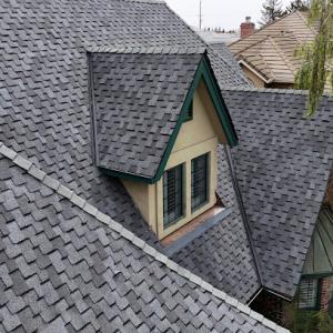 Alba's Roofing
