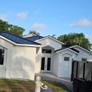 Praxis Industries Inc (Roofing Contractors)