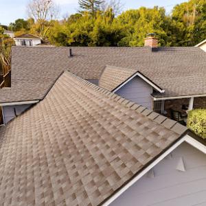 Mel's Roofing