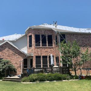 Dee&rsquo;s Shield Roofing