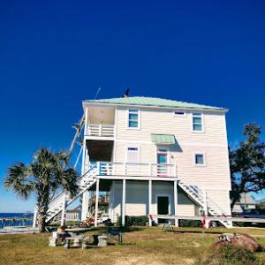 J.R.'s Roofing & Gutters