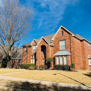 Brownlee Roofing & Gutters