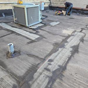 Milwaukee Flat Roof Specialist - The Commercial & Residential Roofing Experts
