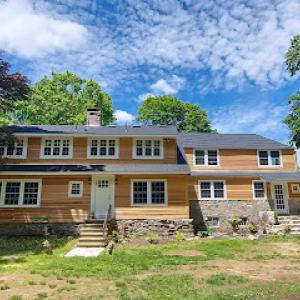 Manoly Remodeling & Roofing