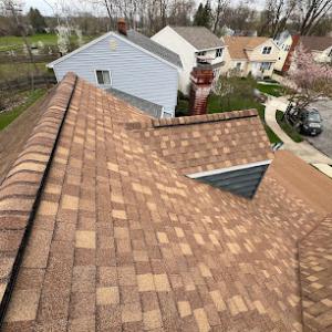 Gold Roofing & Construction