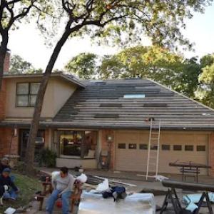 Helps-U-Roof