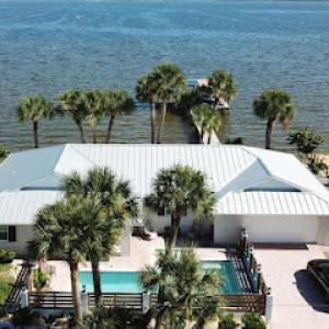 Tidal Wave Roofing