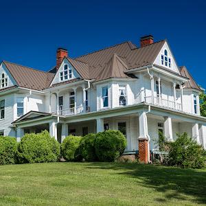 Commonwealth Roofing Specialists