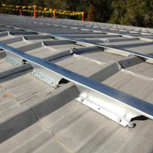 Roof Hugger