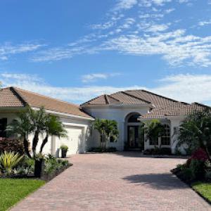 Tops Roofing & Restoration