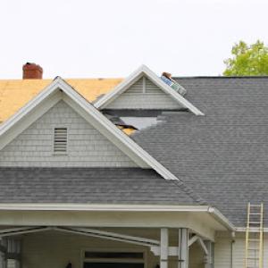 Honolulu Roofing Crew