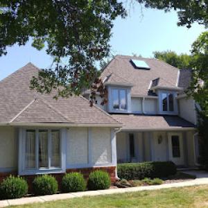 M & M Roofing