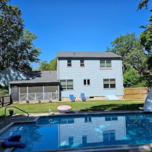JS & R Roofing LLC | Roofing Company | Roofer | Siding | Gutters