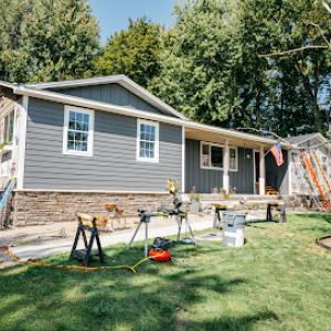 Oaks Roofing & Siding