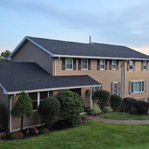 E & E Exteriors