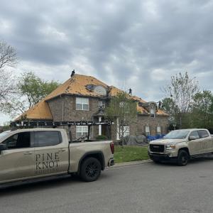 Pine Knot Roofing