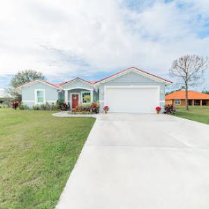 Luviano Roofing