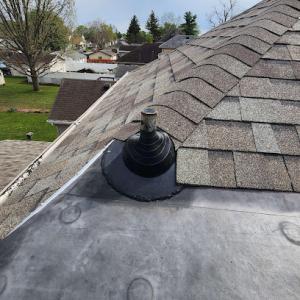DeSonie Roofing & Exterior