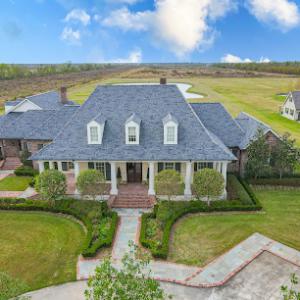 Duque Roofing
