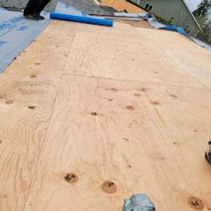 TH Roofing Company