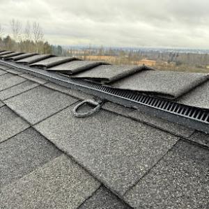 Honey Bee Roofing & Exteriors