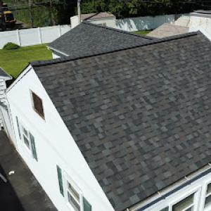 Davinci Roofing-Gutters