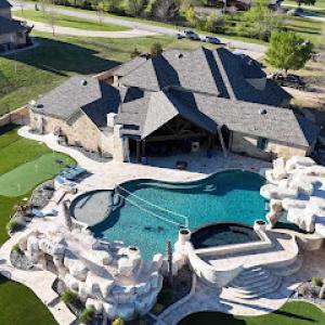 TS Roofing & Construction