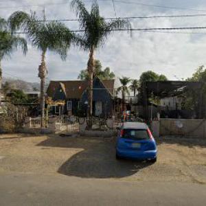 Mr. Roofing Service