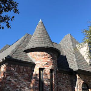 Lonestar Exterior
