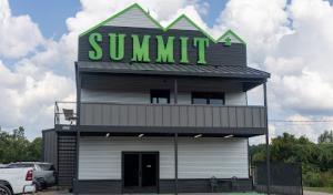 Summit Roofing & Restoration