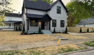 B & F Roofing