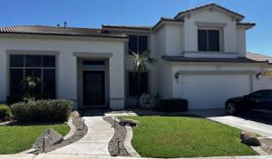 Crew Contracting & Roofing