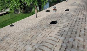 M & B Roofing