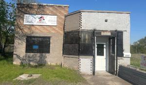 Edwin's Roofing & Gutters