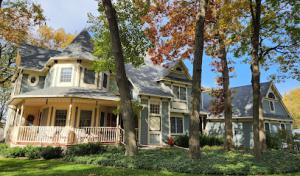 Donahue Roofing
