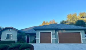 Straight Line Roofing & Construction