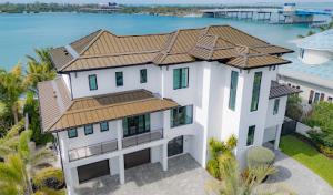 Florida Roofing & Gutters