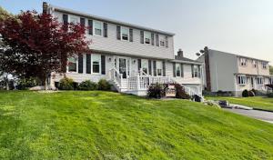 Nor'East Exteriors Roofing & Siding