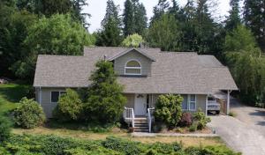 Hillside Roofing & Gutters