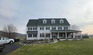 Spring Valley Roofing